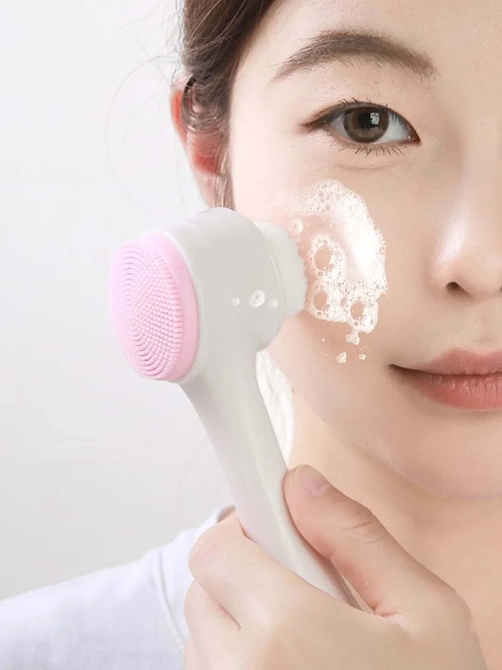 1pc Facial Cleansing Brush - Dual-Sided Soft Bristle